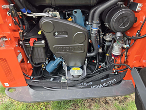 Achetez un chargeur sur chenilles Kubota SSV75 de qualité originale - Product Image 6