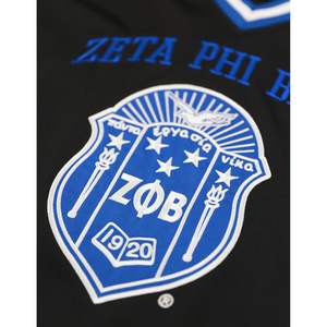 Zeta Phi Beta Camiseta de fútbol negra 100% Poliéster Escudo bordado Mangas delanteras y traseras Cuello en V Dobladillo de rayas dobles - Product Image 3