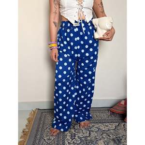 Vintage 2000's Polka Dot Pants Soft Woven Summer Collection Size Chart in Description - Product Image 2