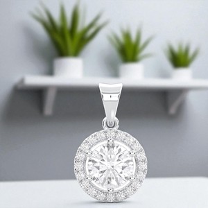 Pendentif en diamant rond Moissanite E-F/VVS-VS de 4.80 carats avec collier artisanal Halo en platine 950 - Product Image 1