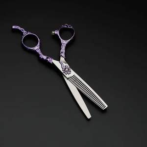 Ciseaux de barbier à lame droite en acier inoxydable de qualité supérieure personnalisés, conception de précision pour la coupe de cheveux, outil de beauté - Product Image 5