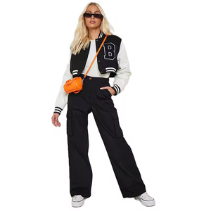 เสื้อแจ็คเก็ตเบสบอลทรงครอปท็อปสำหรับผู้หญิง คุณภาพสูง สั่งทำโลโก้ได้ ผ้าฟลีซ แต่งตัวอักษร ปิดกระดุม ผลิตจากผ้าฝ้าย เป็นมิตรต่อสิ่งแวดล้อม ขายส่ง - Product Image 2