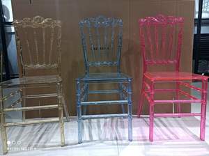 Chaise de mariage Chiavari en acrylique transparent en gros, empilable, design Napoléon transparent pour la location d'événements de banquet d'hôtel - Product Image 5