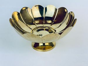 ชามทองเหลืองสไตล์โบราณที่สวยงามสำหรับการเก็บรักษาสินค้า pooja ดอกไม้ Diya haldi kumkum ในระหว่างการทำงานทางศาสนาและงานเทศกาล - Product Image 6