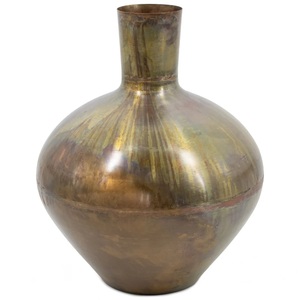 Florero de metal para decoración del hogar, una pieza central que combina la forma escultórica con la delicadeza contemporánea - Product Image 2
