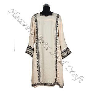 Belles robes de type Afghani et Balochi brodées à la main dans un design coloré plus vendu de 2025 Vintage Bohemian Banjara - Product Image 4