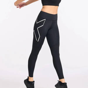 Pantalones de yoga ajustados atléticos de cintura alta con logotipo personalizado, ropa deportiva de fabricación digital sólida con Cintura elástica de LICRA suave/nailon - Product Image 4