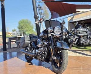 Moto/Scooter Cruiser FLHC d'occasion 2025 prête à rouler – En vente aux enchères - Product Image 2