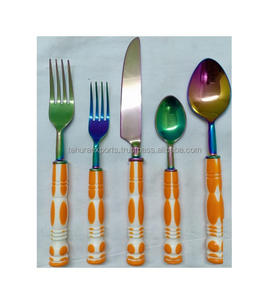 Fabricants et exportateurs de l'Inde Ensemble de couverts en acier inoxydable de haute qualité Ensemble de couverts en plusieurs modèles à un prix raisonnable - Product Image 3