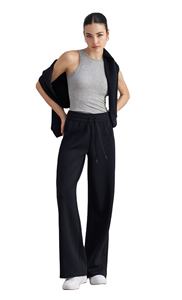 Wholesale <b>Women's</b> Relaxed Fit <b>Sweatpants</b> Cozy Lounge Joggers OEM/ODM Support Trendy <b>Women</b> Trousers - Product Image 4