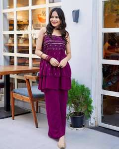 Haut en Georgette de haute qualité avec belle Georgette Plazzo avec miroir en feuille et travail de séquence (entièrement cousu) - Product Image 2