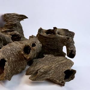 Fragancia de incienso Triple fuerte de grado cultivado Bakhoor de alta calidad Aceite completo Resina alta OWC2 Regalo de lujo de incienso de Vietnam - Product Image 2