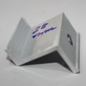 Abrazadera de Montaje Solar Urjabox: Solución de Instalación Eficiente para Sistemas Solares, Hecho en India - Product Image 2