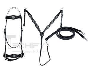 Ensemble de bride et de collier de poitrail en cuir noir de luxe pour cheval, avec conchos en cristal, rênes, équipement et accessoires pour chevaux - Product Image 6