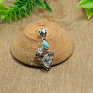 Pendentif artisanal en argent sterling 925 avec pierre précieuse naturelle de lune arc-en-ciel bleu feu, turquoise d'Arizona et améthyste verte - Product Image 4