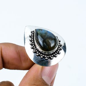 Anillo Boho de Labradorita Natural, Corte Pera, Joyería Fina Delicada y Elegante para Uso Diario - Product Image 3