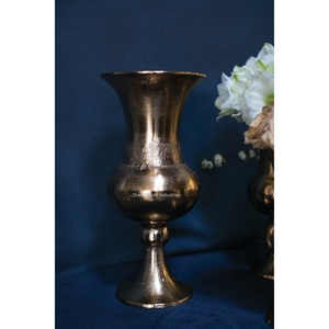 Florero grande con acabado dorado de aluminio con base cuadrada para bodas, eventos, fiestas, decoración de suelo, jarrón de Metal - Product Image 2