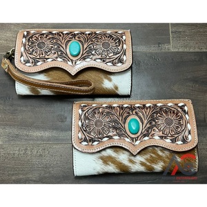 Portefeuille-bracelet en cuir de vachette fait main, style le plus récent, vente en gros, pour femmes, design western, pochette tendance - Product Image 1