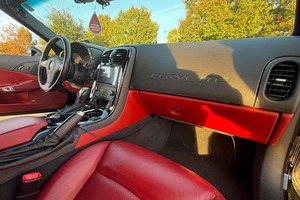 รถคอร์เวทท์คูเป้ที่ใช้งานมาอย่างดี - Product Image 6