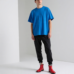 Camisetas de manga larga sólidas ecológicas personalizadas y pantalones para correr 2 en 1, conjuntos de chándal ligeros de verano para exteriores - Product Image 6