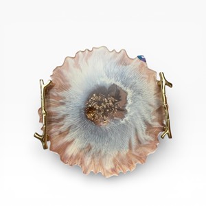 Bandeja Rectangular de Ágata Natural Marrón Oscuro con Patrón de Cristal Estilo Geoda y Asas Decorativas de Hoja de Oro - Product Image 5