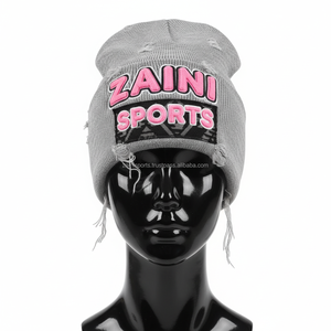 Gorro de invierno para mujer, gorro de punto acrílico suave GSM 280, estilo desgastado, gorro jacquard con logotipo bordado 3D personalizado - Product Image 1