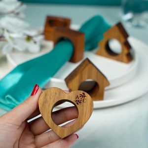 Anneau de serviette en bois en forme de cœur - best-seller - article neuf - vente en gros - prix bas - Product Image 1