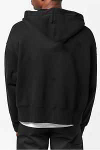 Sweat-shirt à capuche noir classique avec fermeture éclair, design minimaliste et élégant, fermeture éclair sur le devant, poches kangourou - Product Image 2