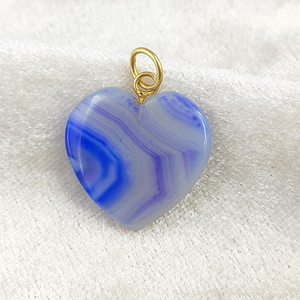 Pendentif en agate bleue teintée en forme de coeur de 20mm breloque en agate plaquée or en argent sterling 925 pour la fabrication de bijoux pendentifs en agate bleue en vrac - Product Image 1