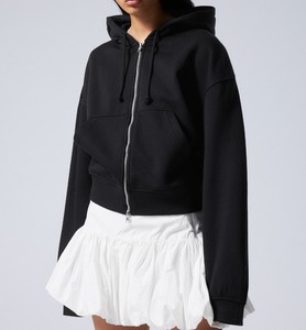 Derniers sweats à capuche blancs à séchage rapide pour femmes de l'automne et de l'hiver Vente en gros de sweat à capuche zippé avec logo personnalisé Eco-Friendly Feel Comfort All Day - Product Image 1