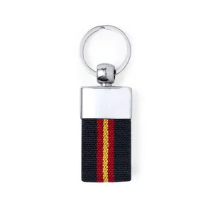 Portachiavi e Moschettoni Personalizzati, Gadget Promozionali su Misura - Product Image 1