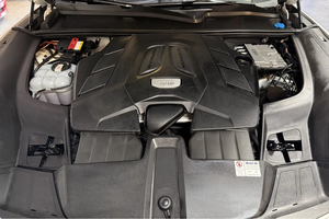 PRÊT À CONDUIRE - VÉHICULE D'OCCASION À VOLANT À GAUCHE |   Conduite à droite |   PORSCHEESS CAYENNEESS 2019 - Product Image 5