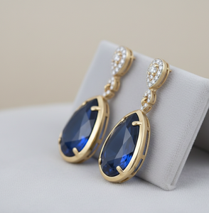 Boucles d'oreilles pendantes de luxe en argent sterling 925 plaqué or 18 carats avec pierres en forme de poire bleues hydro CZ, pour les fêtes, cadeau pour elle - Product Image 4