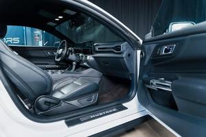 USATO 2024 FORD MUSTANG GT 5.0 V8 FASTBACK TOURING SUV 4 POSTI LUXURY 4X4 TOYOTA PRONTO PER L'ESPORTAZIONE SUV CON TRASMISSIONE AUTOMATICA - Product Image 3