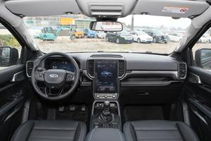 Diesel 4x4 2.3T L4 Turbo 258 chevaux, boîte de vitesses manuelle légère, conduite à gauche, prix bas, vente, sans accident, 2023 2024 - Product Image 3