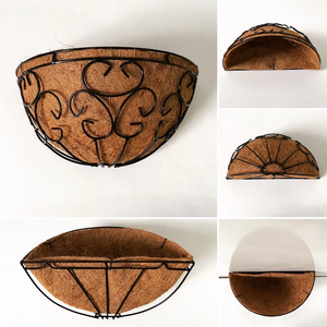 Panier suspendu doublé de fibre de coco Jardin Fabriqué au Vietnam Produits de coquille de noix de coco écologiques fabriqués à partir de la vente en gros vietnamienne - Product Image 3