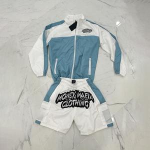 Ensemble coupe-vent à capuche court avec fermeture éclair pour hommes Training Jogging Wear Survêtements Logo personnalisé Short en nylon pour hommes Ensemble de shorts d'été pour adultes - Product Image 1