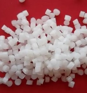 Plastique résistant et résistant aux intempéries de granules de polyéthylène HDPE pour l'usage de construction - Product Image 4