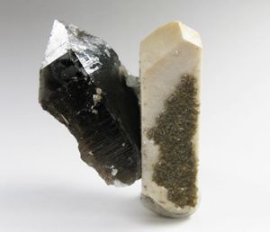 Suministro de Fábrica de Polvo de Feldespato y Cuarzo, Minerales Crudos Industriales a Granel para la Fabricación de Cerámica, Producción de Vidrio y Construcción - Product Image 4