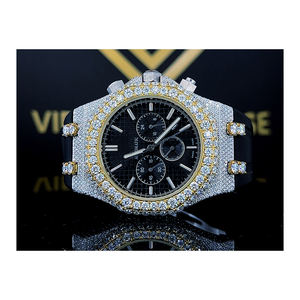 Montre tendance au design luxueux, automatique, à mouvement à quartz, résistante à l'eau, analogique, avec diamants en moissanite, bracelet en silicone, unisexe - Product Image 1