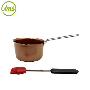 Olla para salsa a la parrilla con juego de cepillos para hilvanar de silicona - Product Image 4