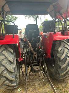 2002 Massey 241 Di 2WD Tractor de ruedas usado Farmtrac 50HP Potencia nominal Motor Gear Drive Core Componentes 45HP - Product Image 3