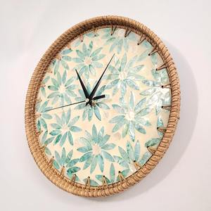 นาฬิกาแขวนผนังทำจากไม้หวายธรรมชาติประดับมุก - Product Image 6