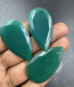 Piedra preciosa suelta de alta calidad con forma de pera de corte facetado de ónix verde natural para la fabricación de joyas gemas al por mayor 17x39mm - Product Image 3