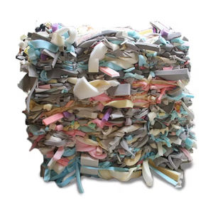 Residuos de Espuma de PU Reciclada (Esponja de Poliuretano para Muebles) para Componentes Electrónicos Automotrices, Antiestática, Resistente a Químicos, en Fardos - Product Image 5