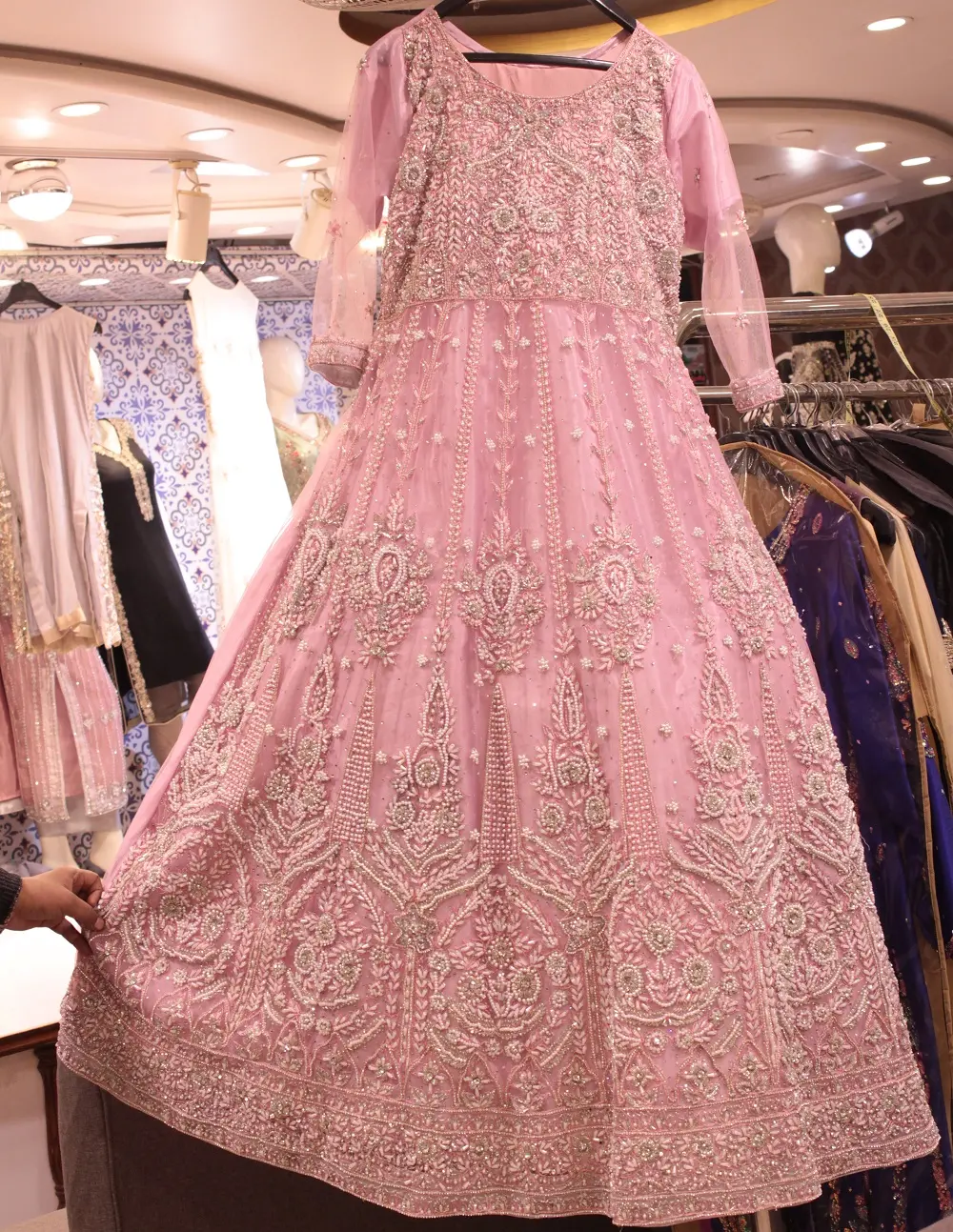 Mariée traditionnelle pakistanaise/indienne en mousseline de soie mariée personnaliser dernière collection robe 3 pièces produit de vente chaud 2024.