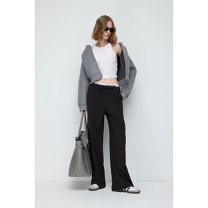 กางเกงผู้หญิง - มีสไตล์และสวมใส่สบาย - Product Image 3