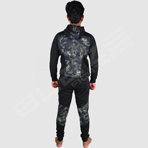 Conjunto de dos piezas personalizado para hombres High Street Design Sudadera con capucha estampada de secado rápido y Jogger Ropa deportiva informal para el invierno - Product Image 4