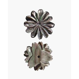Botón de 2 agujeros de crisantemo negro MOP - Product Image 1