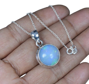 Bijoux de mariage Opale éthiopienne 925 Sterling Silver Gemstone Chain Pendant october Birthstone Natural Stone Gift For Birthday - Product Image 1